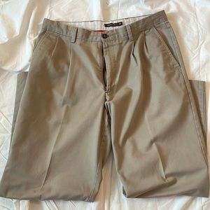 Men’s Pleat Front Khakis